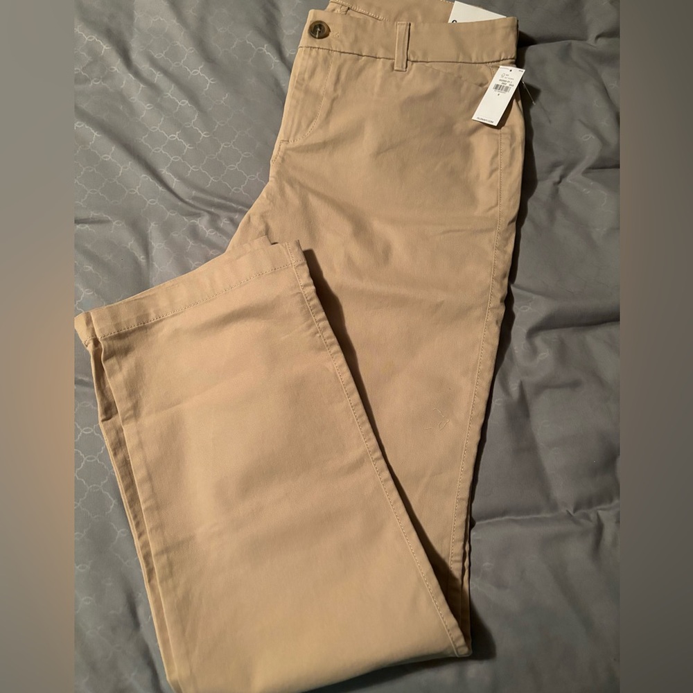 Old Navy Mid Rise Boot-Cut Khakis Pants Size 6